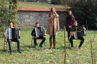 prof. dr. Farinka Soban, kavkaška hruška, Jože Rupreht, posaditev sadik