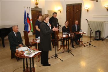 mestno drevje, predstvitev knjige, redeča dvorana, magistrat, Aleksander Šiftar, Maja Simoneti, Tanja Maljevac, Jože Bavcon